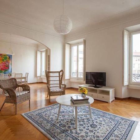 Apt With Balcony - 50 M Far From Pagano M1 Apartment Milan Luaran gambar