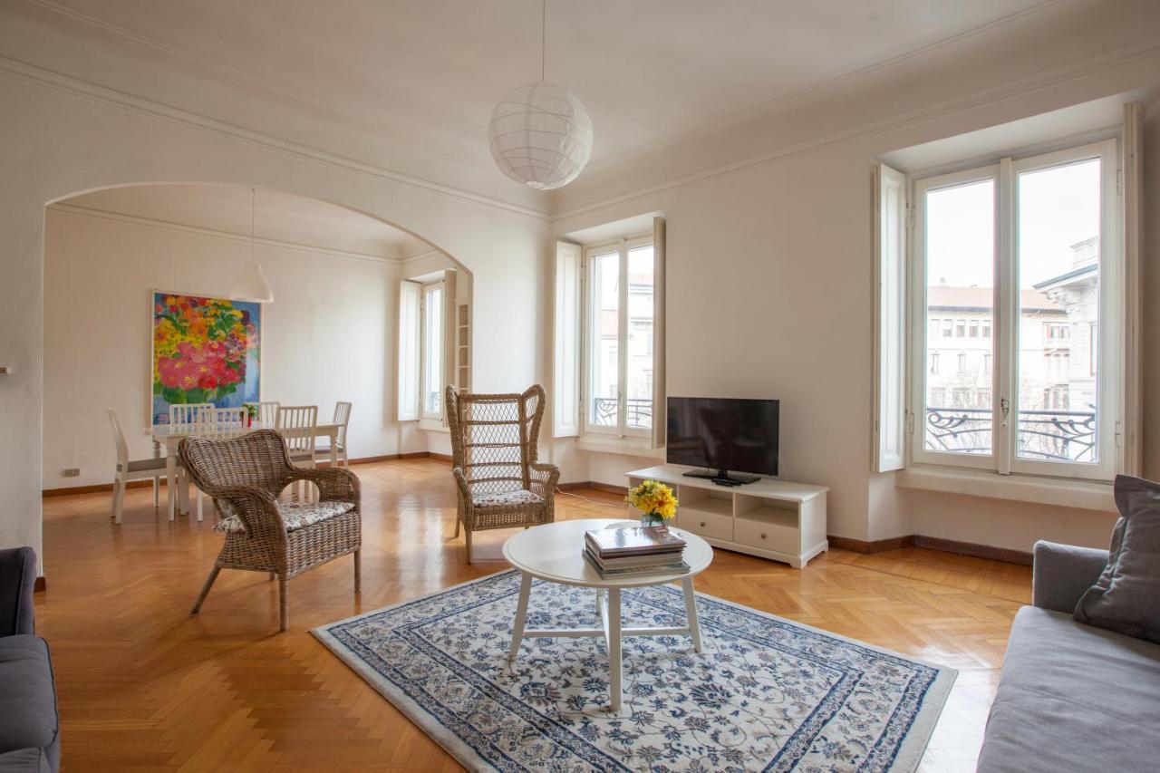 Apt With Balcony - 50 M Far From Pagano M1 Apartment Milan Luaran gambar